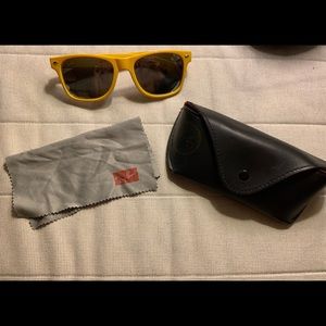 Rayban Wayfayer sunglasses - bright yellow